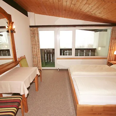 Holiday Chalet St. Wendelin 3.2 度假居
